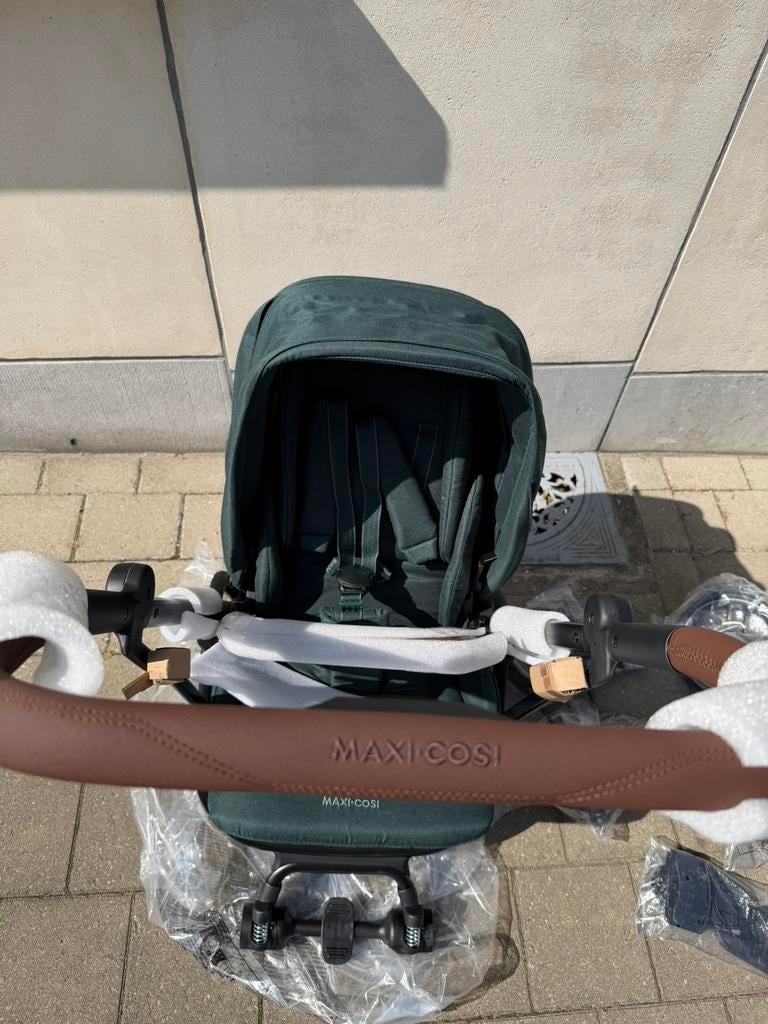 Maxi Cosi Leona 2 Neuf Jamais utilise +nacele: neuf 550 euro, Enfants & Bébés, Poussettes & Combinaisons, Neuf, Poussette combi
