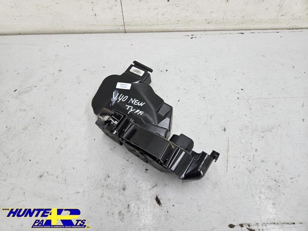 Deurslot mechaniek LV Volvo V40 II ('12-'19) 30753681, Auto-onderdelen, Klein materiaal, Gebruikt, Ophalen of Verzenden, Volvo