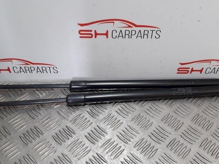 Set Gasdempers Achterklep van een Mercedes ML-Klasse, Gebruikt, -, Ophalen of Verzenden, -