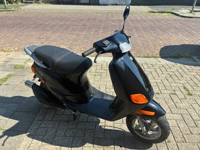🤩MOOIE ORIGINELE PUCH ZIP TYPE 3 A KLASSE VAN 1E EIGENAAR🤩, Fietsen en Brommers, Scooters | Piaggio, Ophalen, Zip, Klasse A (25 km/u)