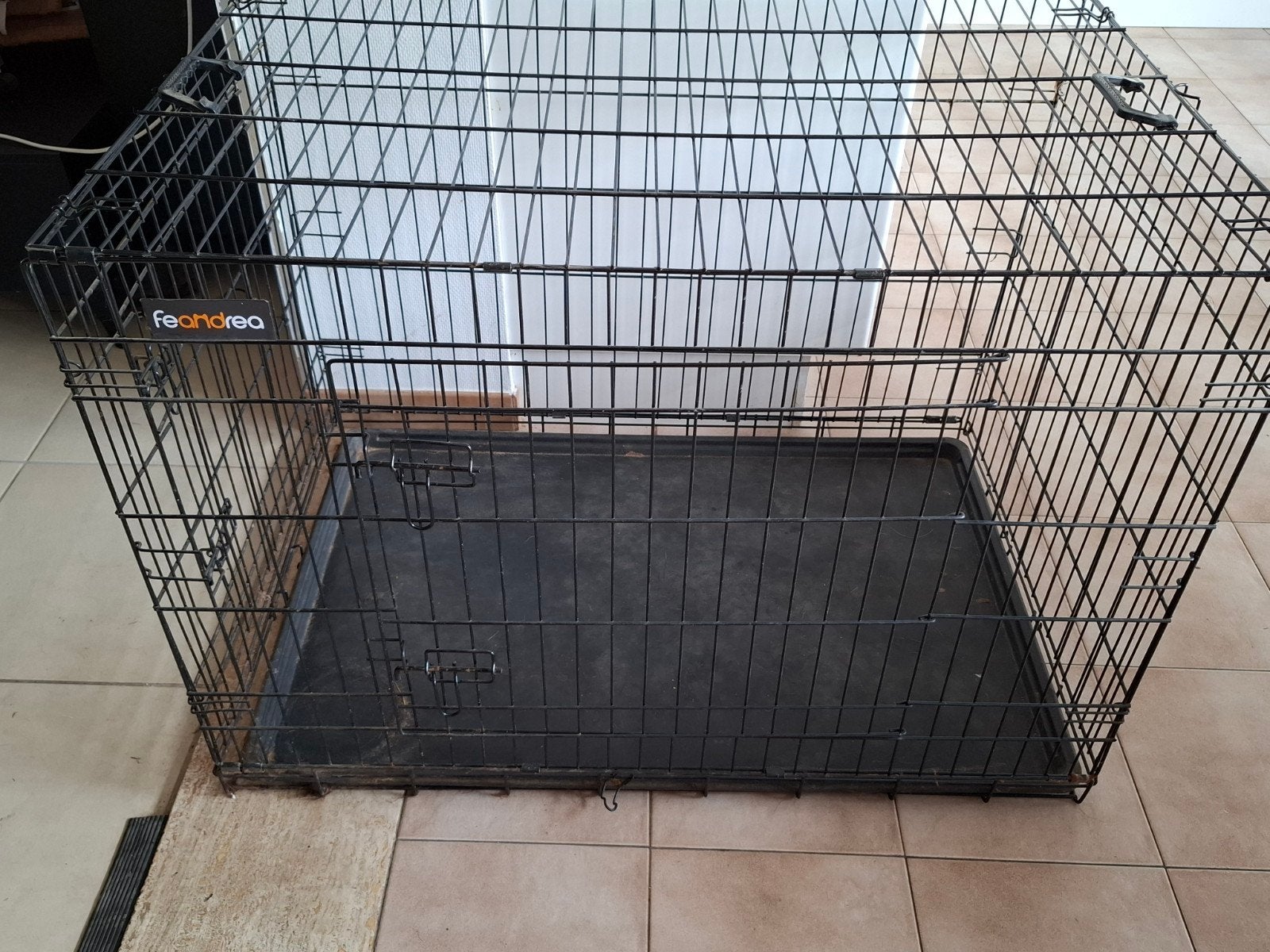 Hondebench merk feandera, Animaux & Accessoires, Maisons pour chiens, Enlèvement