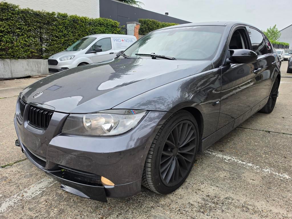 Bmw 325i M pack 2008 Benzine Meeneemprijs MOTOR, Auto's, 4 deurs, Stof, Bedrijf, 5 zetels