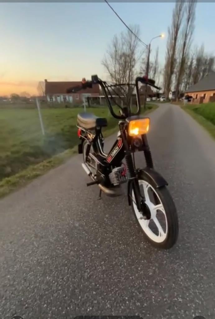 Tomos, Fietsen en Brommers, Ophalen