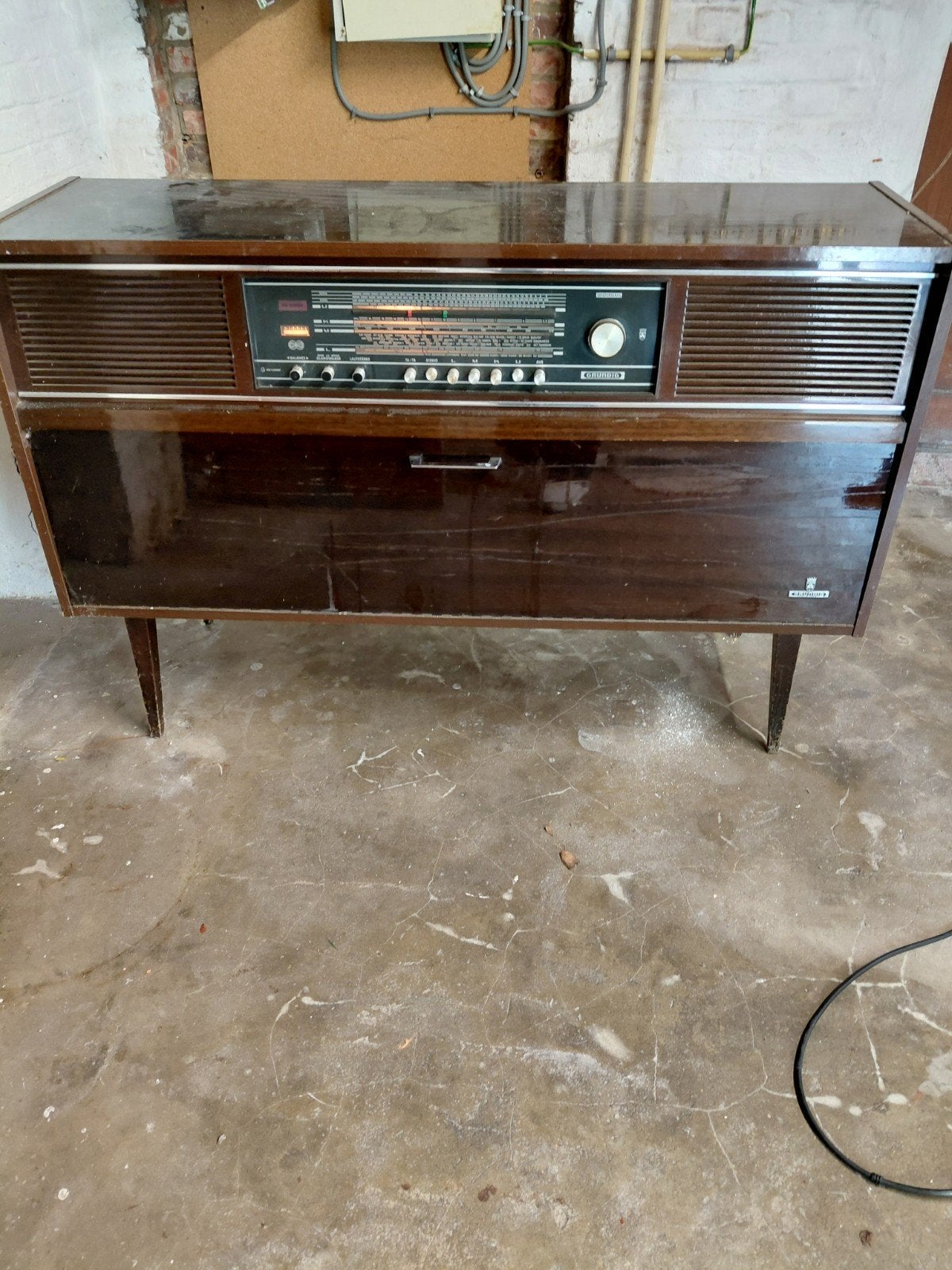 Vintage radio, Antiek en Kunst, Antiek | Tv's en Audio, Ophalen