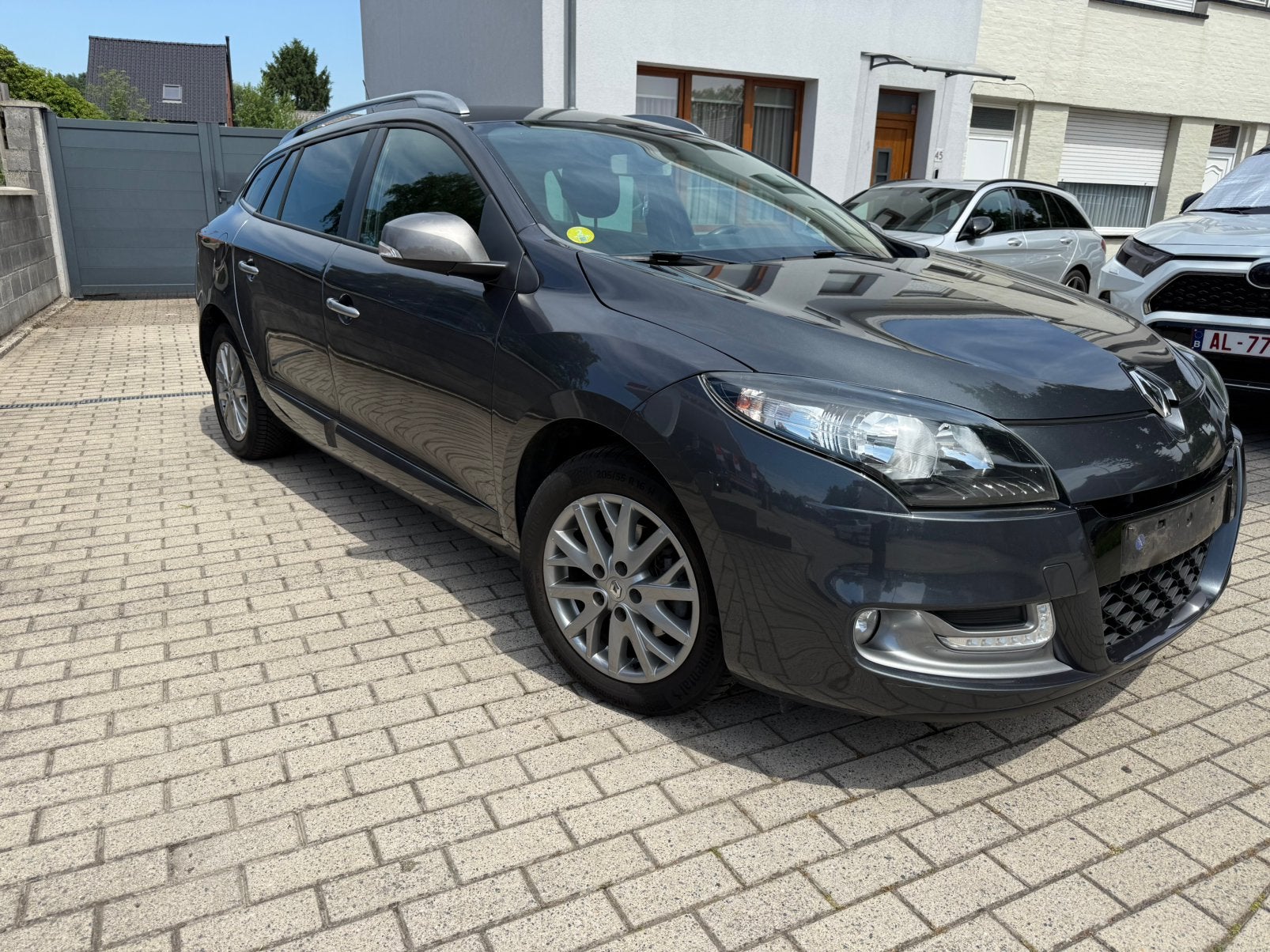Renault Megane bj2013 1.5 Dci, Autos, Achat, Entreprise, Boîte manuelle, Noir