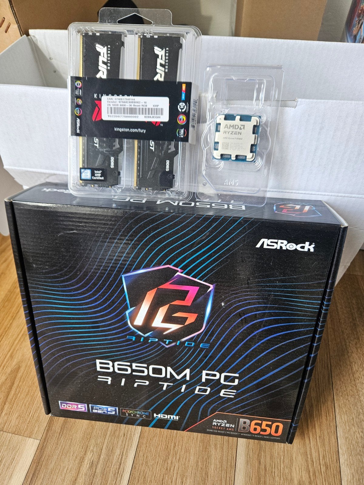 RYZEN 7 9700X - B650M RIPTIDE - 16GB DDR5 KINGSTON, Computers en Software, Processors, Ophalen