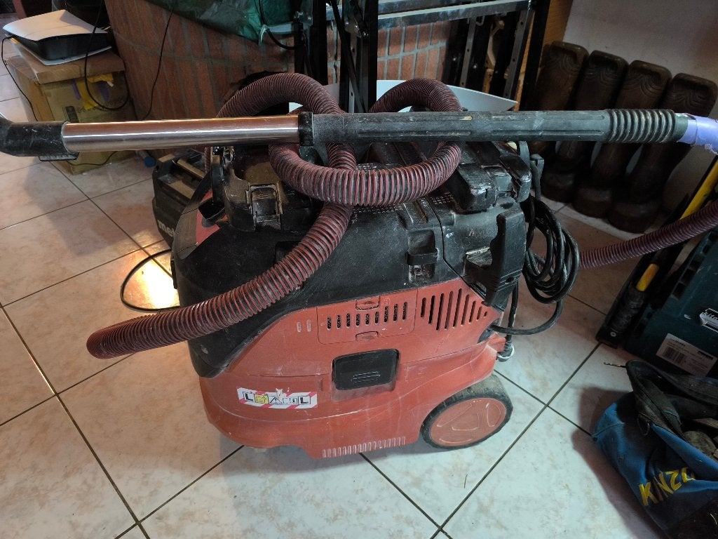 Aspirateur Flex VCE 33 AC, Enlèvement, Utilisé
