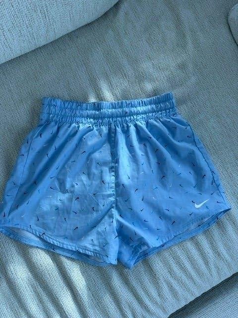 Nike short medium  NIEUW, NIKE, Meisje, Ophalen of Verzenden, Nieuw