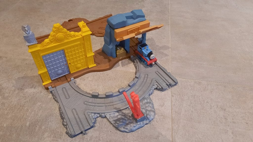 Thomas de trein Koning van het spoor, Kinderen en Baby's, Speelgoed | Thomas de Trein, Ophalen, Zo goed als nieuw