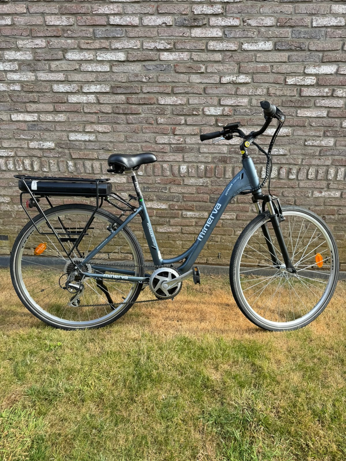 Vélo électrique Minerva Voyager Confort – Prêt à rouler, Vélos & Vélomoteurs, Enlèvement, Utilisé, 50 km par batterie ou plus