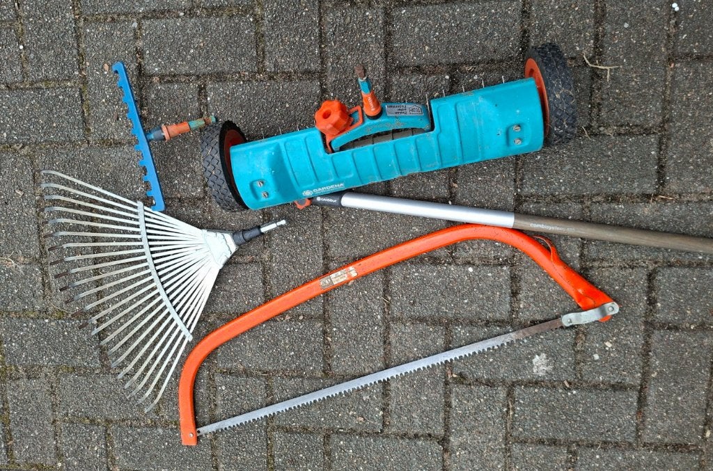 ENSEMBLE DE SYSTÈMES COMBY GARDENA, Jardin & Terrasse, Outils à main, Comme neuf, Cultivateur, Enlèvement ou Envoi