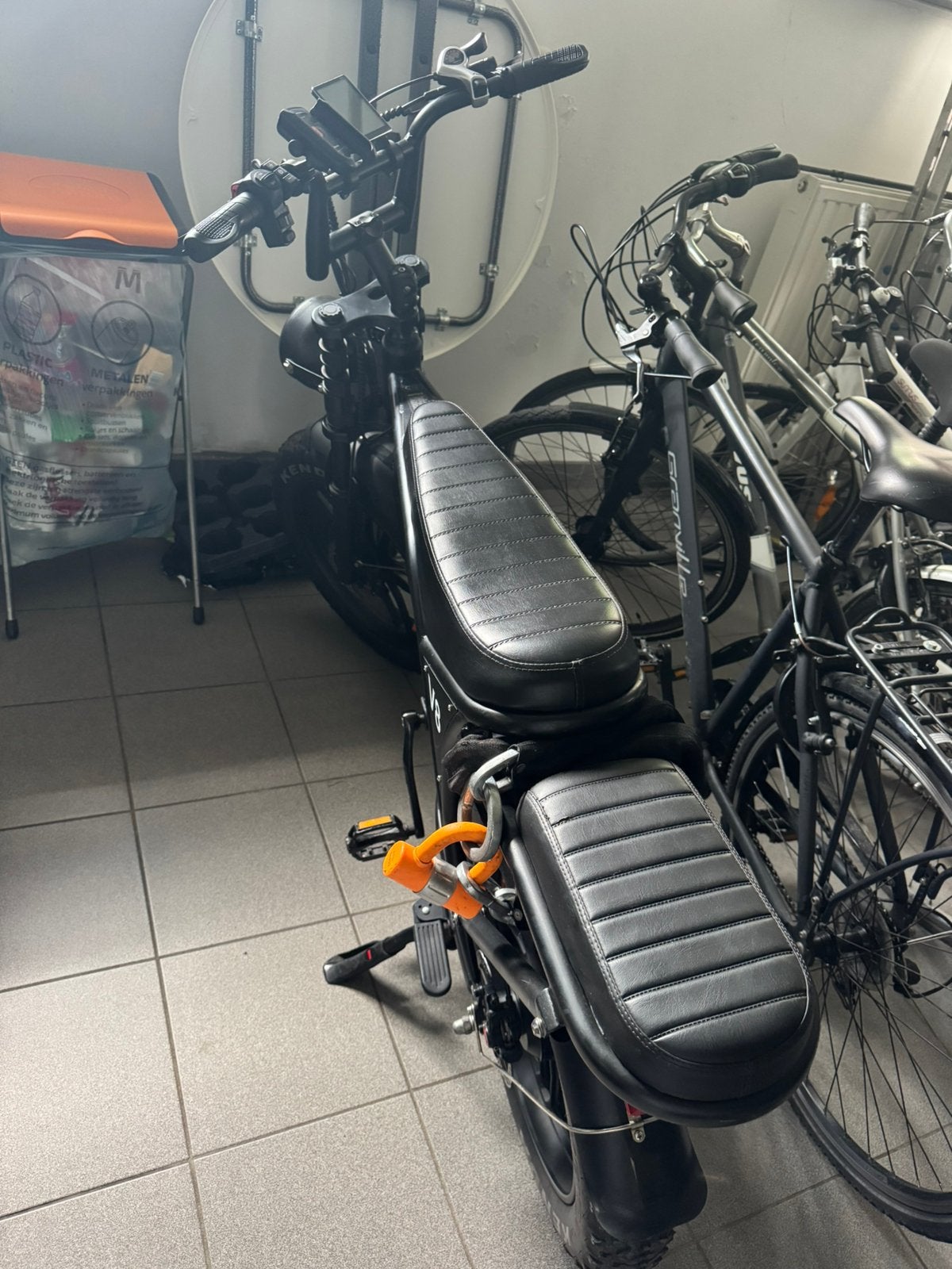 Fatbike V8, Ophalen, Zo goed als nieuw