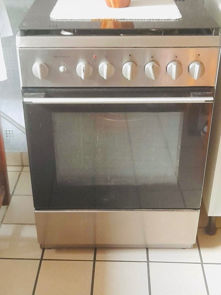 Cuisinière pour gaz de ville, Ophalen, Hete lucht, 4 kookzones, Zo goed als nieuw
