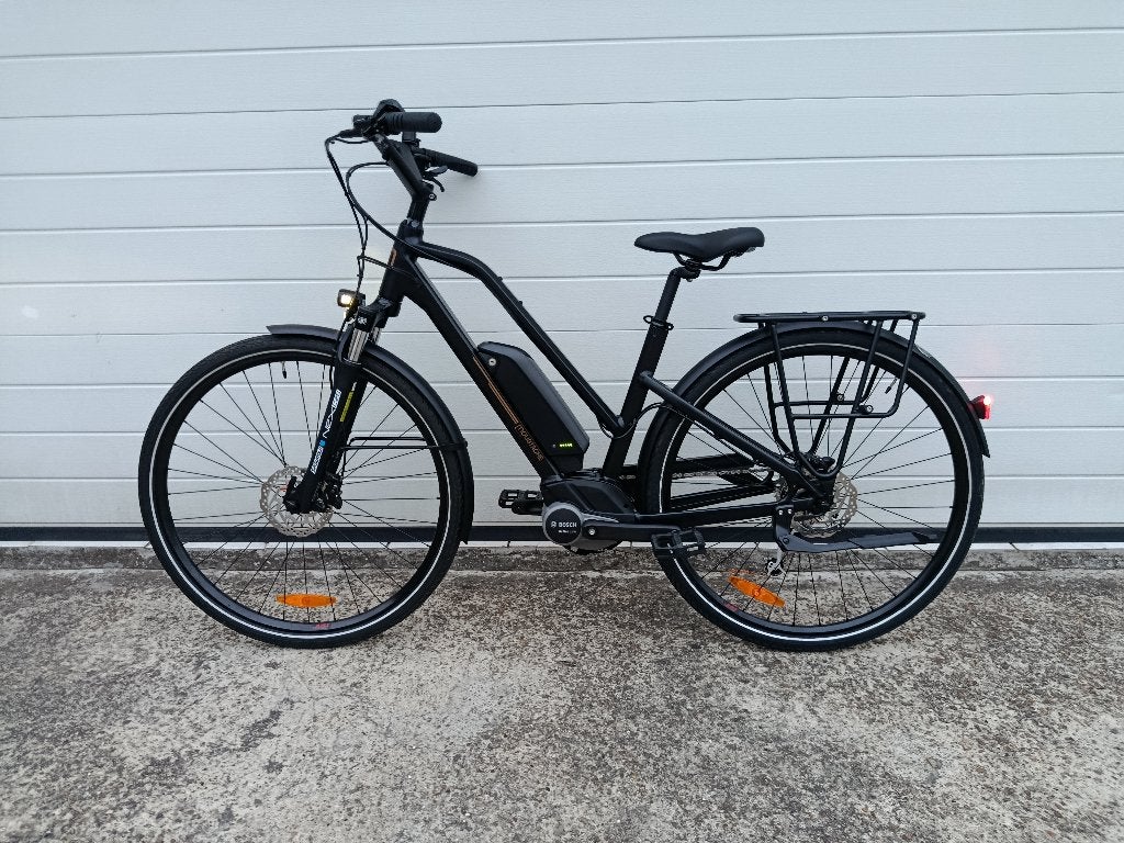E-bike Moustache Bosch motor, Fietsen en Brommers, Ophalen of Verzenden, Zo goed als nieuw, 50 km per accu of meer, Moustache
