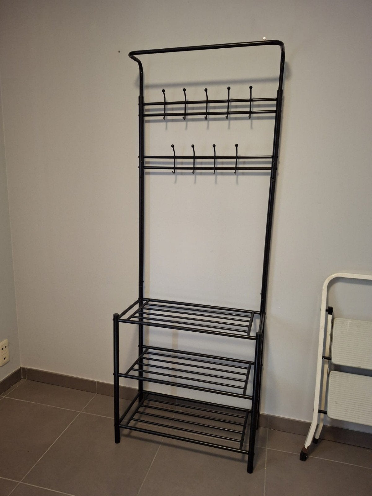Porte-manteau sur pied, Enlèvement