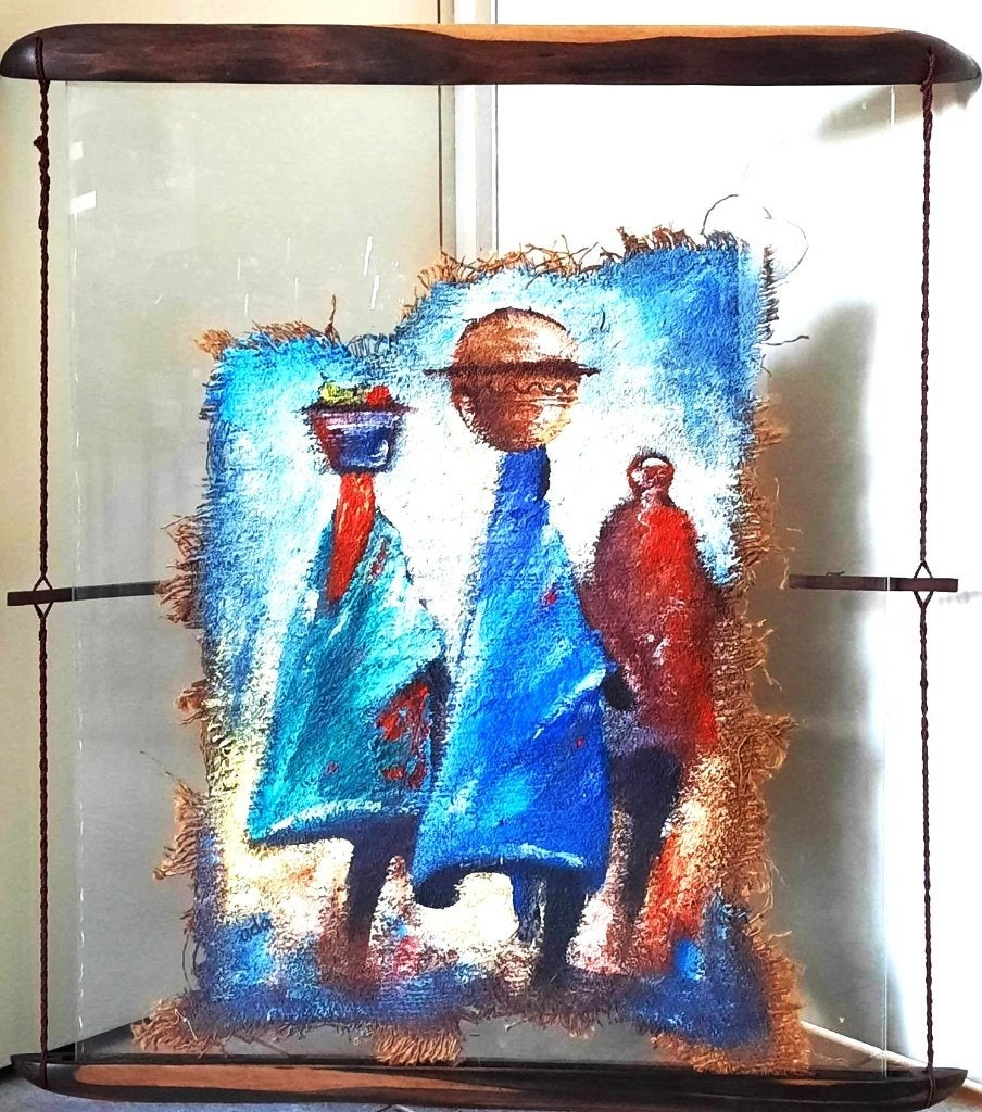 Olie schilderij op hennep van (ada) met unieke glazen lijst, Ophalen of Verzenden, Overige materialen, Olieverf, Figuren