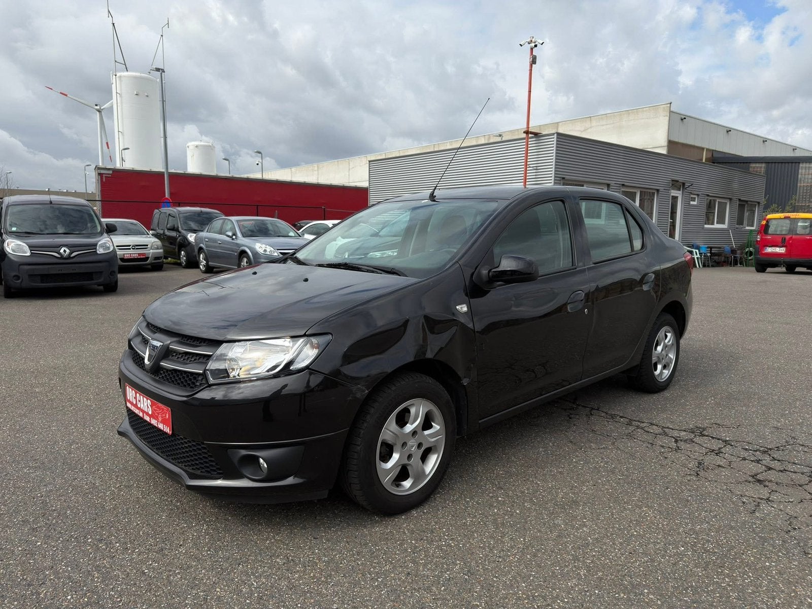 DACIA LOGAN 0.9 TCe ESSENCE - 90 CV - NAVI - CLIMATISATIO, 90 kW, Achat, Entreprise, Boîte manuelle