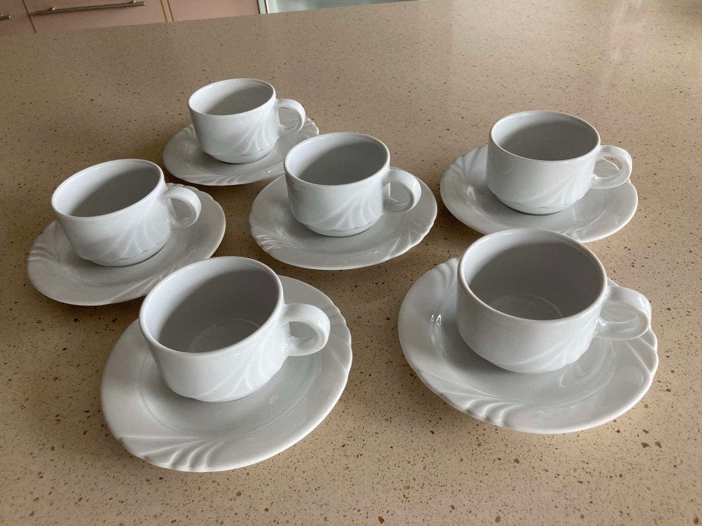 Eschenbach Porzellan Germany 6 kopjes en schoteltjes, Ophalen of Verzenden, Zo goed als nieuw, Porselein, Kop(pen) en/of Schotel(s)