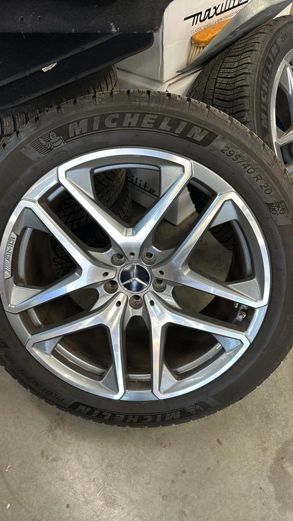 Winterkit Mercedes GLC 20” AMG, Ophalen, Band(en)