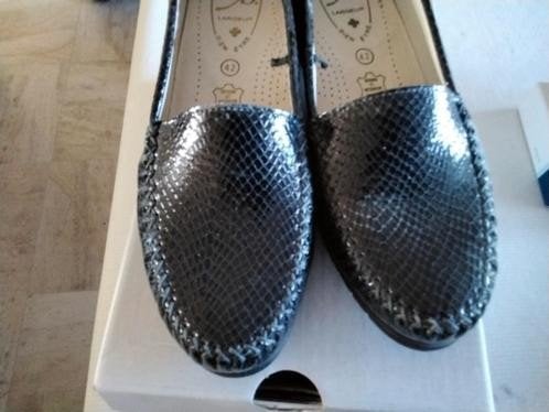 Nieuwe zwarte dames schoenen ( nog in de doos ) maat 42, Vêtements | Femmes, Chaussures, Neuf, Enlèvement, Sabots, Noir