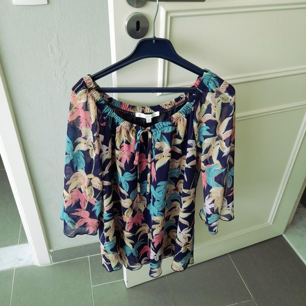 Mooie blouse Four Roses - maat 38., Ophalen of Verzenden, Zo goed als nieuw, Maat 38/40 (M), Blauw