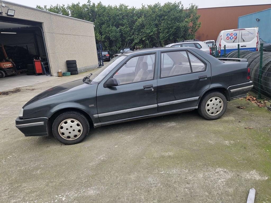 Renault R 19 Chamade TSE 1.4i benzine Oldtimer, Auto's, 4 deurs, Renault, Centrale vergrendeling, Bedrijf
