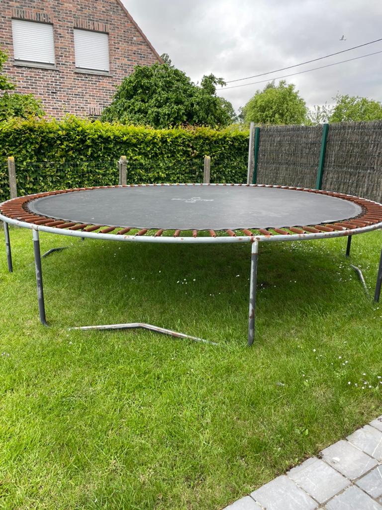 Trampoline berg, Ophalen, Gebruikt