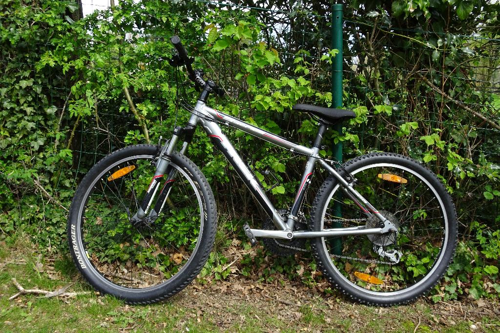 TREK 3500 MOUNTAINBIKE, Hardtail, Zo goed als nieuw, Trek, Ophalen
