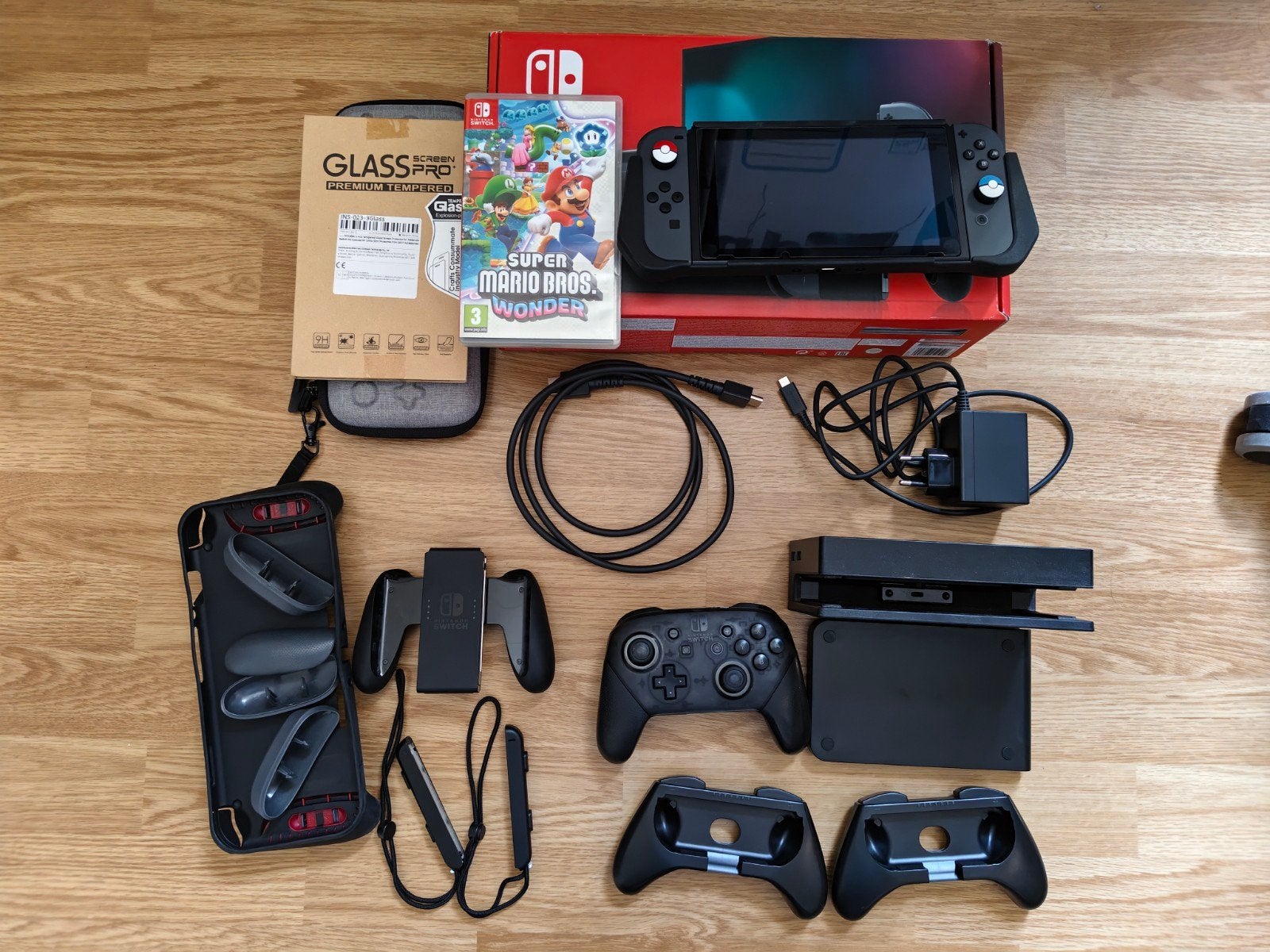 Nintendo Switch + 256GB SDcard + Mario Wonders + veel extra, Games en Spelcomputers, Switch 2019 Upgrade, Ophalen of Verzenden