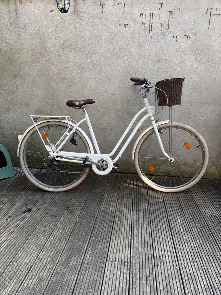 Fiets elops btwin 28”, Fietsen en Brommers, Fietsen | Dames | Damesfietsen, Ophalen