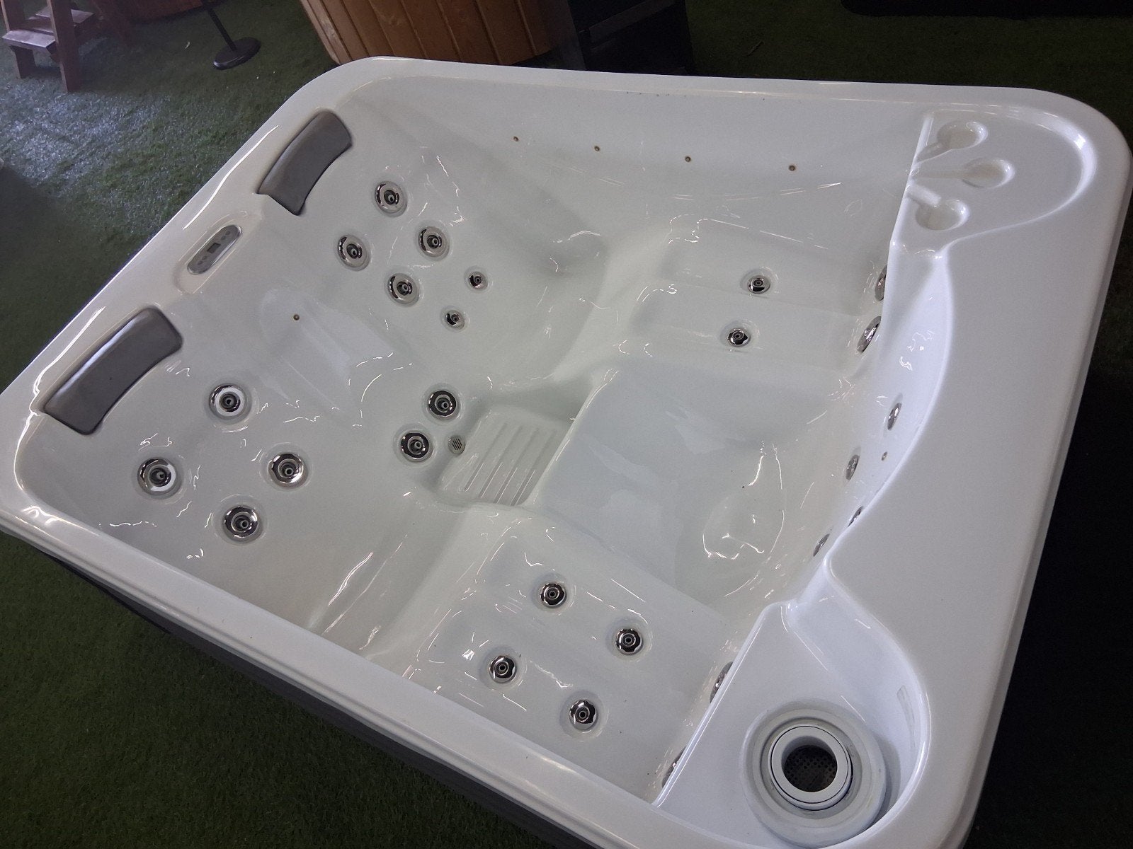 wellis spa WEEKACTIE jacuzzi incl bezorging&garantie, Ophalen of Verzenden, Gebruikt, Filter
