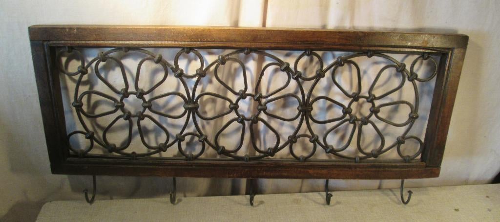 Magnifique porte-manteau mural ancien en bois et métal 75x34, Enlèvement ou Envoi, Utilisé, Bois, Portemanteau mural