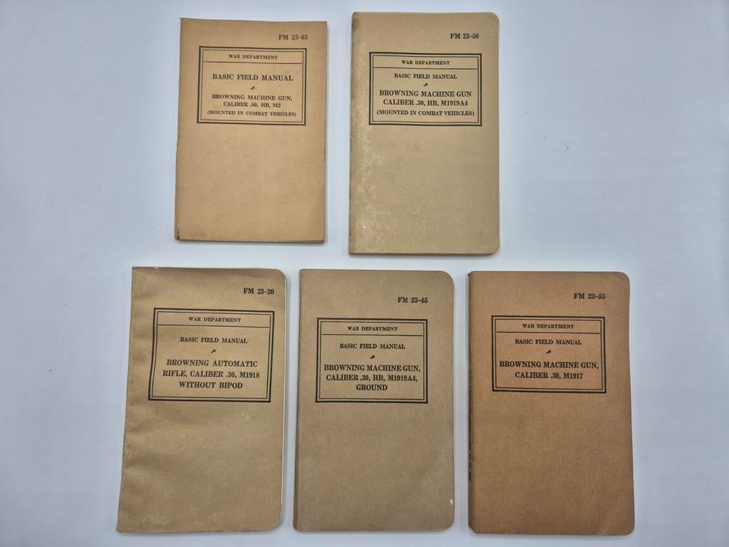 US WWII Lot 5 Field Manuals Caliber .30 en .50 Machine Guns, Verzamelen, Militaria | Tweede Wereldoorlog, Landmacht, Verzenden