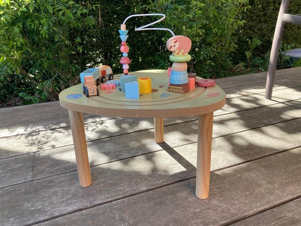 Table de jeu avec diverses activités d'une hauteur de 26 cm, Enfants & Bébés, Jouets | Tables de jeux, Utilisé, Enlèvement