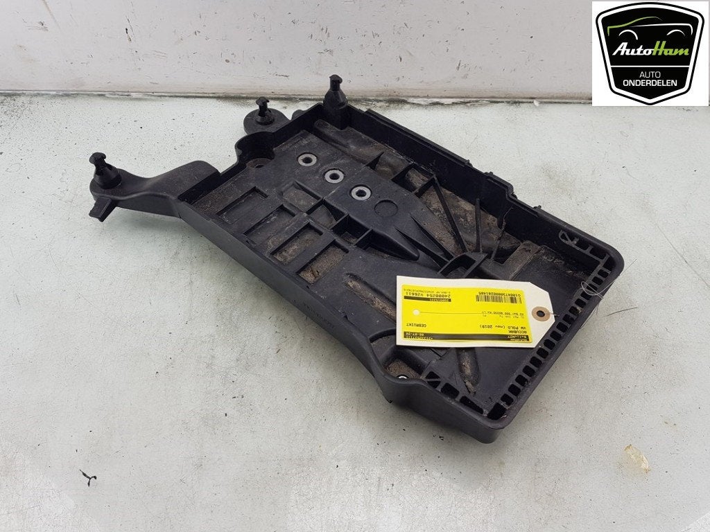 BAC A BATTERIE Volkswagen Polo VI (AW1) (|2Q0915331|), Volkswagen, Volkswagen AG, Utilisé, Kundenbetreuung@volkswagen.de