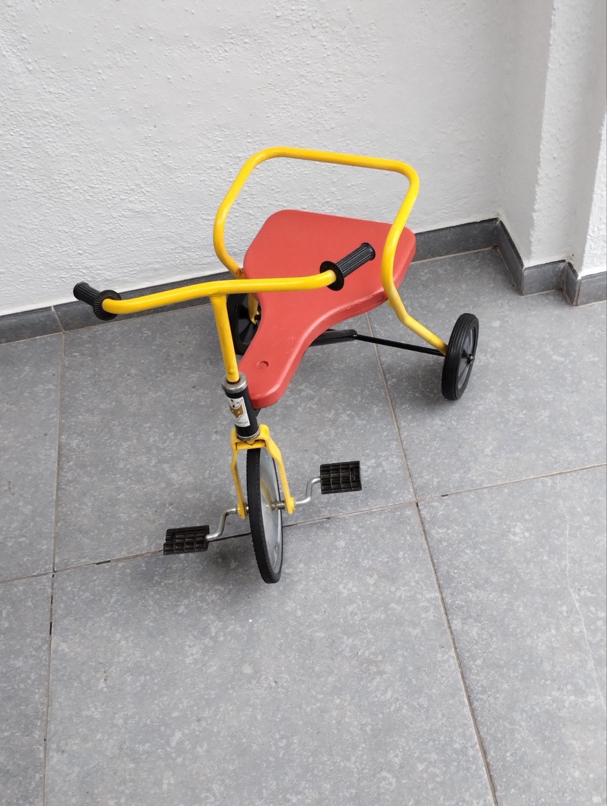 Retro drie wieler, Ophalen