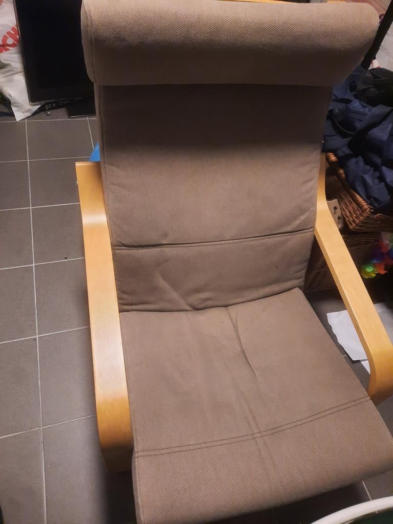 Stoel Ikea, Ophalen