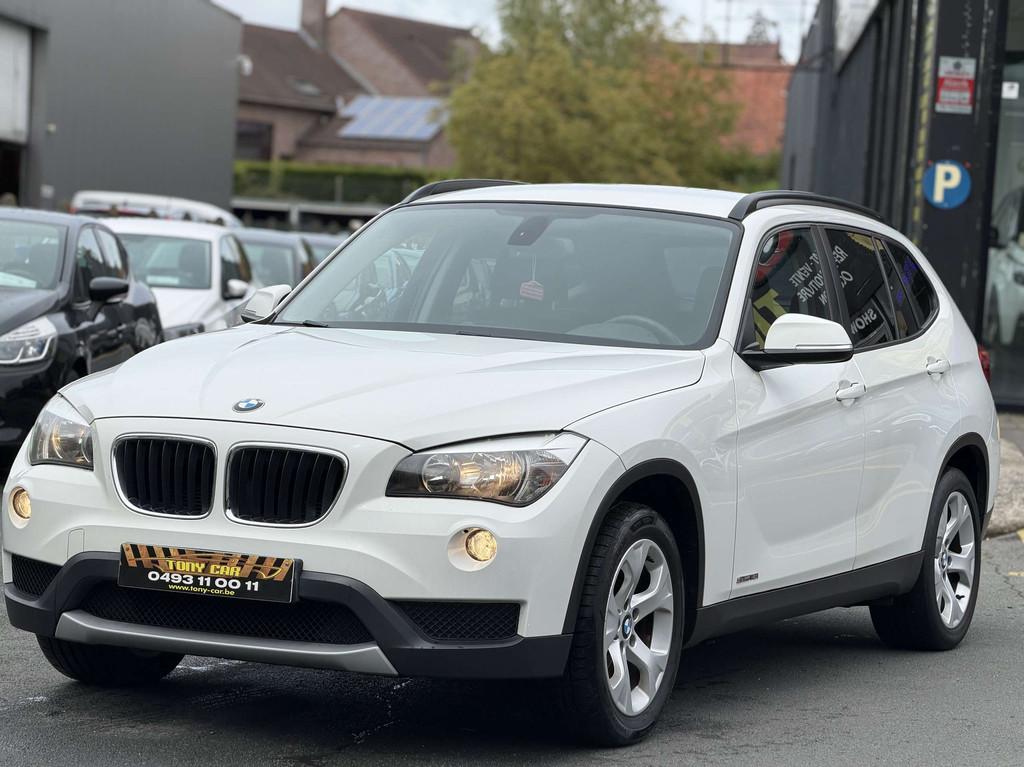 BMW X1 X1 2.0i sDrive18*CLIMA*BT*USB*JANTES*GARANTIE 12M, Auto's, X1, Lichtsensor, 4 cilinders, Bedrijf