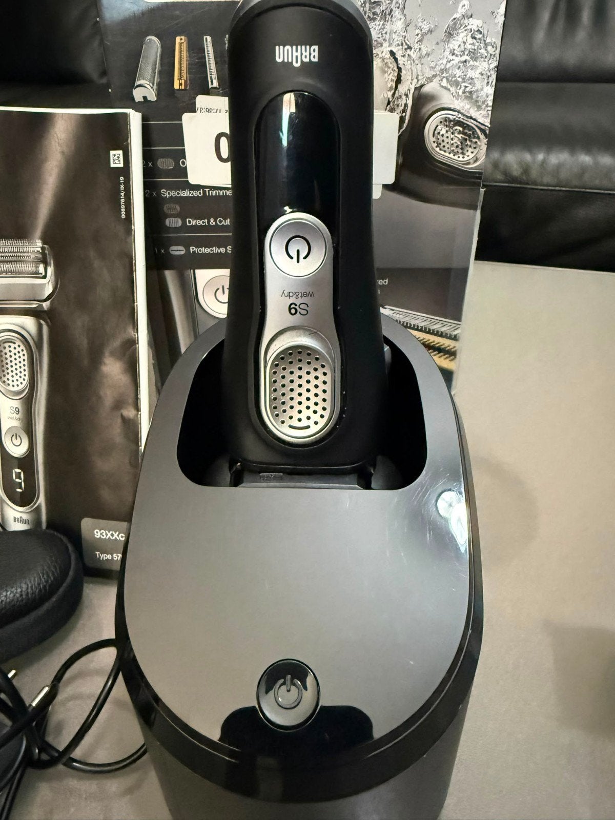 Braun series 9, Elektronische apparatuur, Persoonlijke Verzorgingsapparatuur, Ophalen of Verzenden, Zo goed als nieuw, Scheren en Epileren