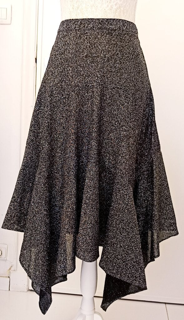 Action Marjaday London asymmetric skirt. Size XS/S, Kleding | Dames, Action Marjaday London, Zwart, Ophalen of Verzenden, Zo goed als nieuw