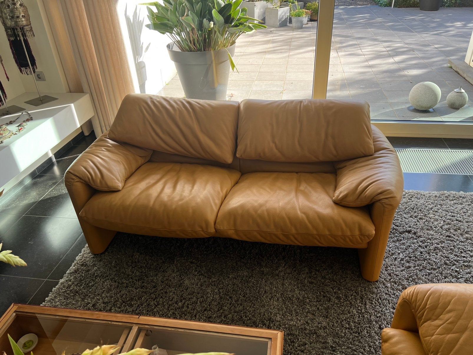 Cassina Maralunga, Enlèvement, Comme neuf