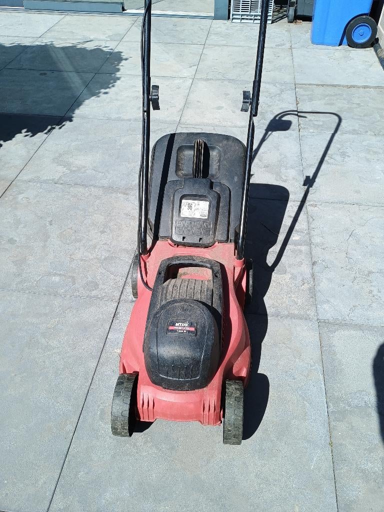 Grasmaaier, Jardin & Terrasse, Tondeuses à gazon, Mtd, Tondeuse rotative, 30 à 39 cm, Enlèvement