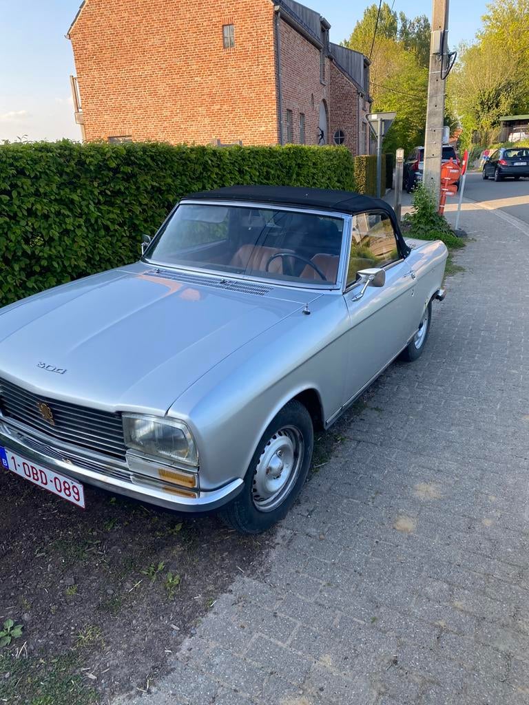 Peugeot 304 Cabriolet 1972, Autos, Oldtimers & Ancêtres, Particulier, Peugeot, Essence, Cabriolet, Boîte manuelle, Brun, Enlèvement