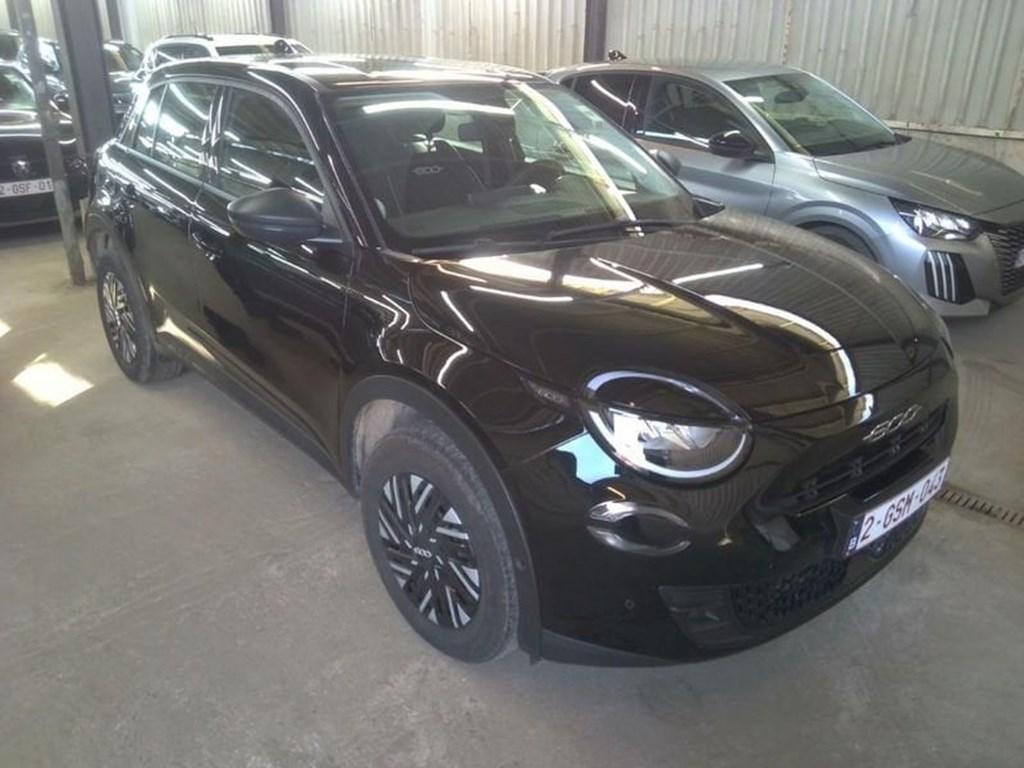 Fiat 600 1.2 Hybrid 100cv DCT, Auto's, Automaat, 75 kW, Emergency brake assist, 109 g/km