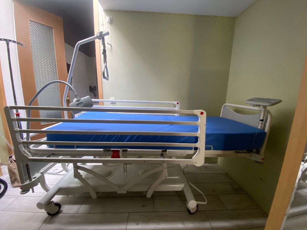 Lit médicalisé électrique, Maison & Meubles, 90 cm, Une personne, Enlèvement, Utilisé