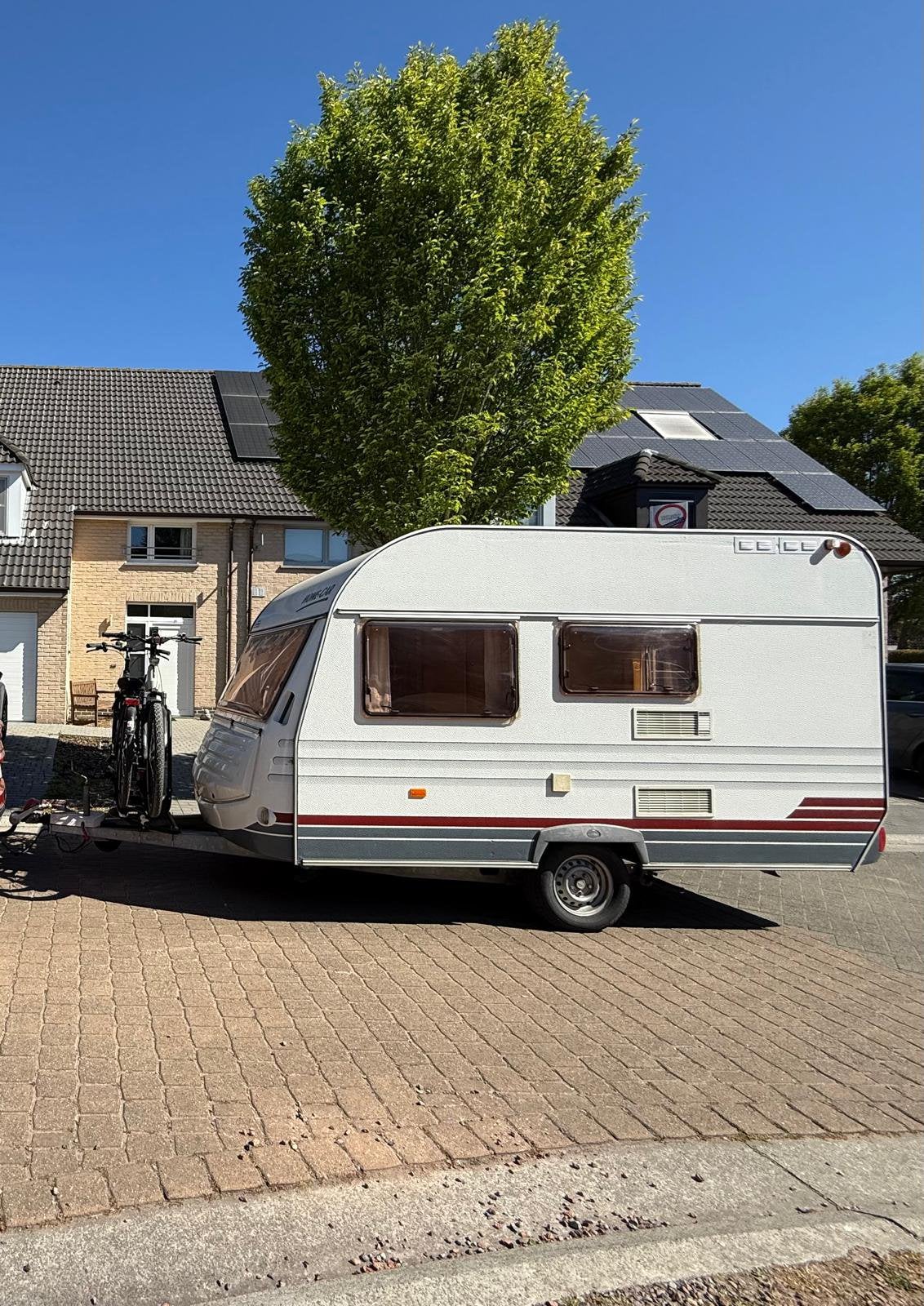 Caravan Chateau Home-Car Racer 35, Chateau, Omvormbare zithoek, Treinzit, Tot en met 3