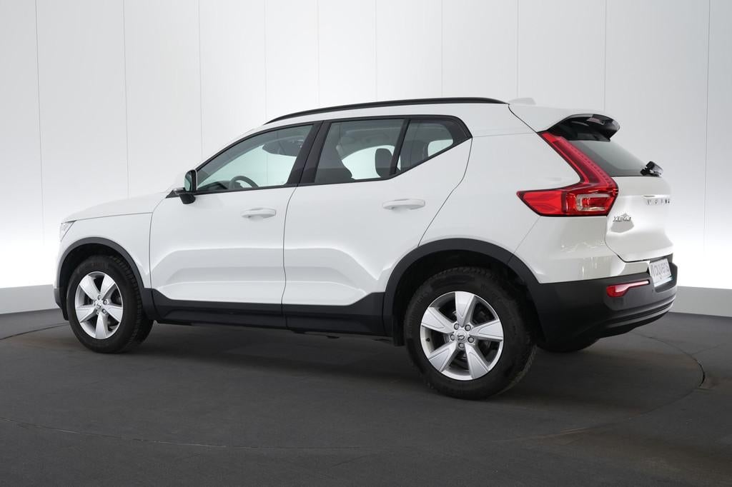 (2BVH392) VOLVO XC40, Auto's, Voorwielaandrijving, Stof, Gebruikt, Euro 6