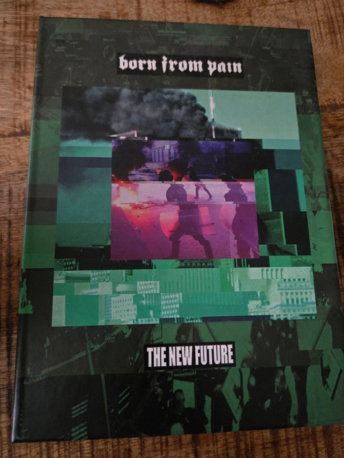 CD Born from pain, Enlèvement ou Envoi, Comme neuf, Hardcore, Album
