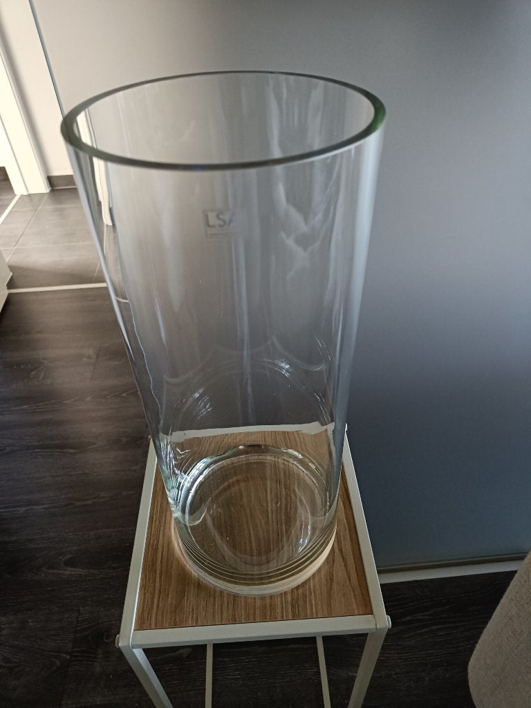 grote vaas   MERK. LSA, Huis en Inrichting, Woonaccessoires | Vazen, Ophalen, Zo goed als nieuw, Geschikt voor droogbloemen, Glas