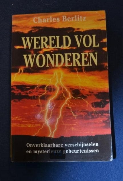BOEK WERELD VOL WONDEREN, Boeken, Ophalen of Verzenden, Gelezen, Overige gebieden